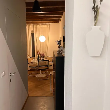 Design House Nel Cuore Di Lejlighed